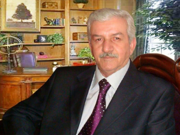 «حانة الشعراء» تنعى الكاتب والمترجم أحمد&nbsp;فاضل