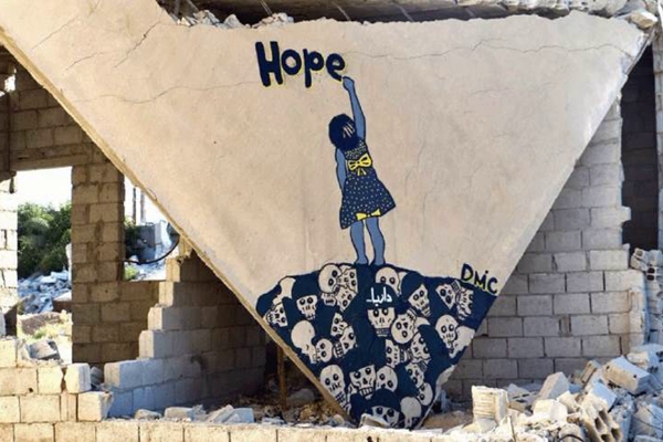 خُذي قلبي فأنتِ به&nbsp;أحقُّ